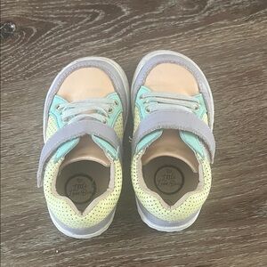 Little Love Bug Play Perfect Sneakers